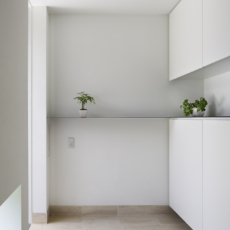 Entrance photo by Nacasa & Partners Inc.